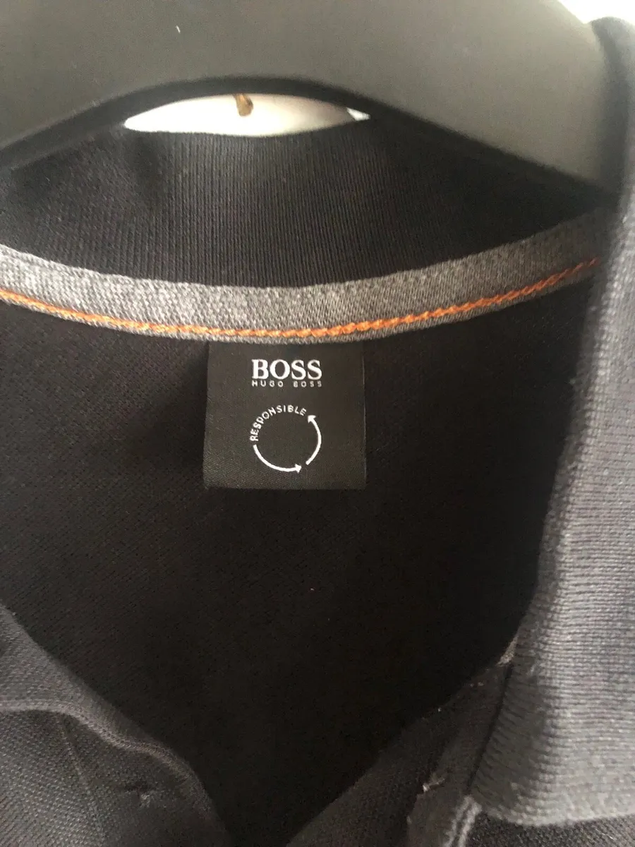 Hugo boss top - Image 4