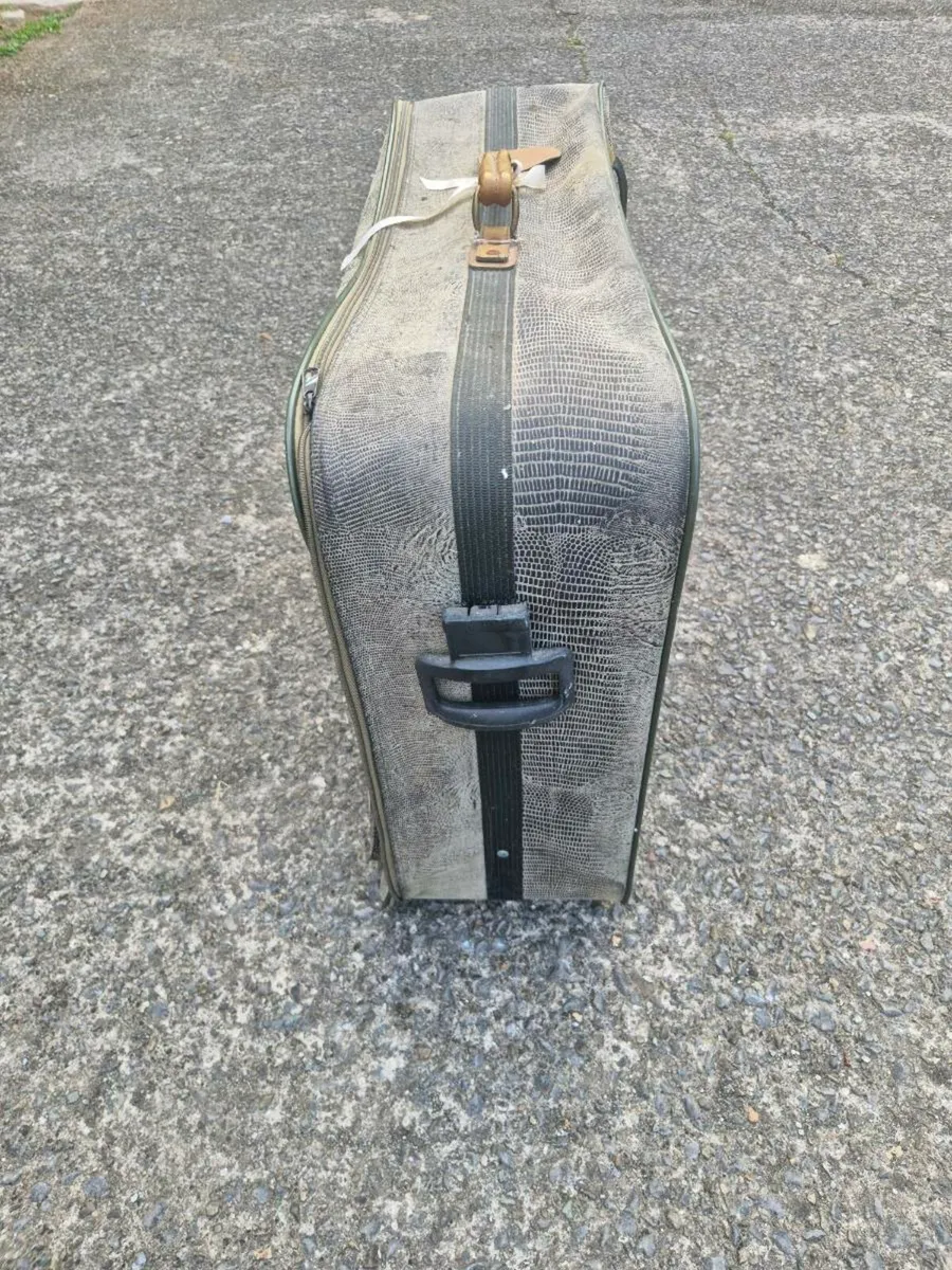 Suitcase - Image 4