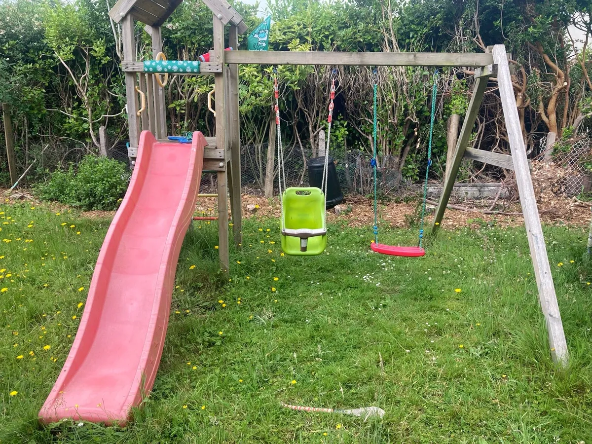 Jungle Gym outdoor swing and slide set - Image 3