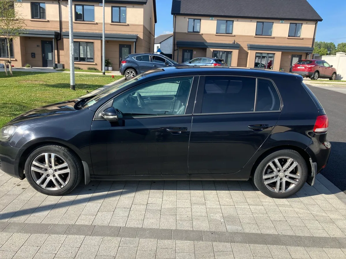 Car - Image 3