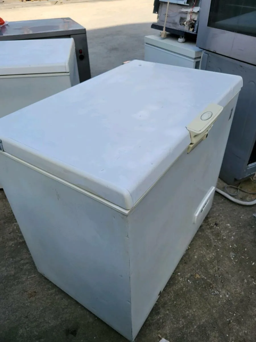 Freezer Chest Freezer WHIRLPOOL - Image 1