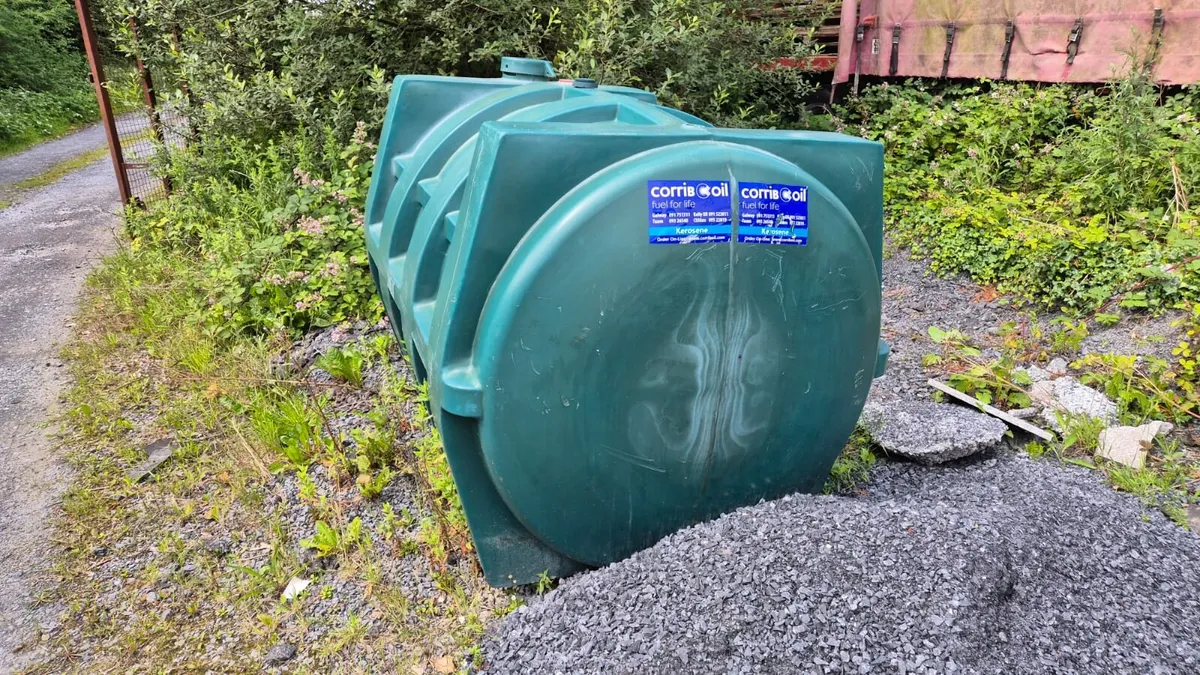 2500 Litre oil tank - Image 4