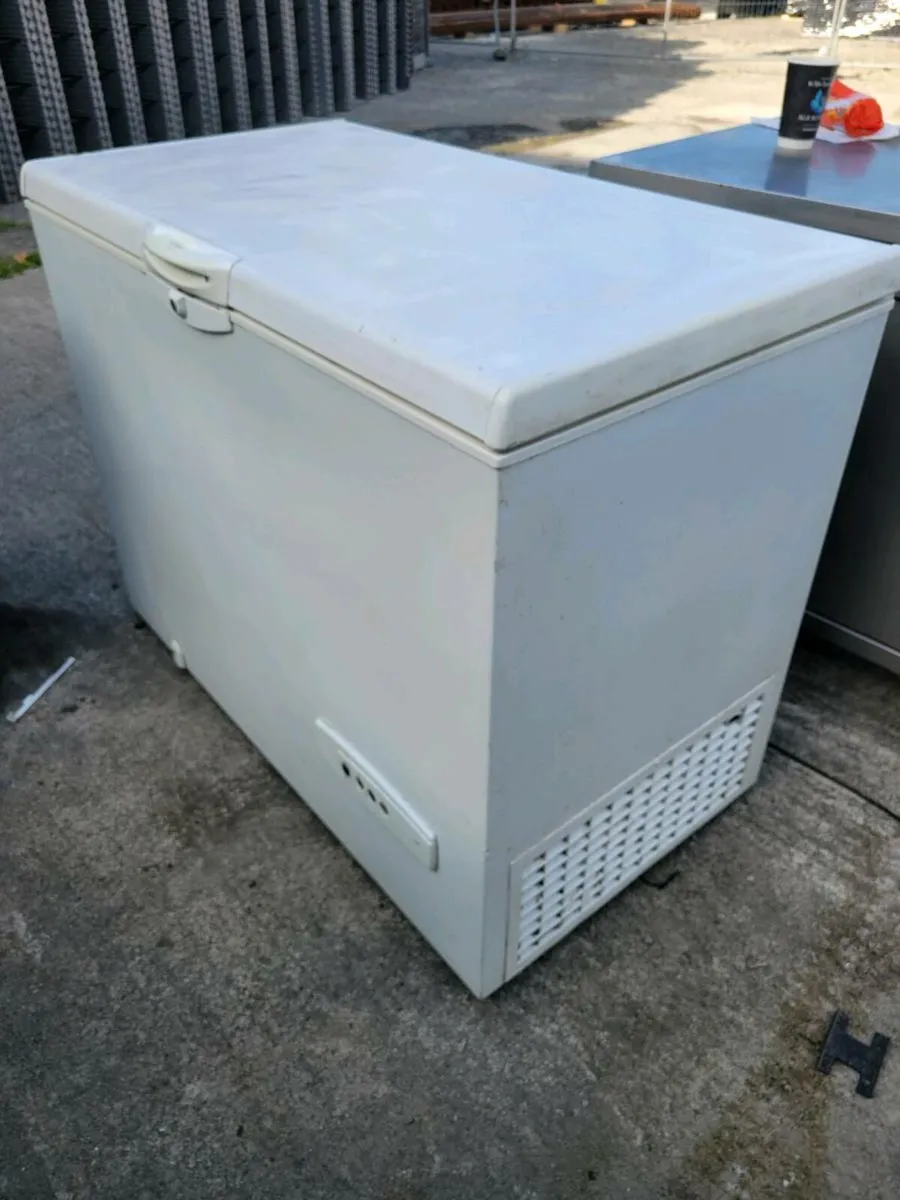 Freezer Chest Freezer WHIRLPOOL - Image 1
