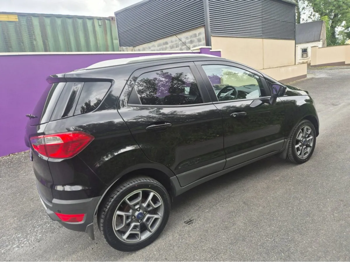 Ford EcoSport Titanium 1.5 Tdci 95ps M5 4DR - Image 2