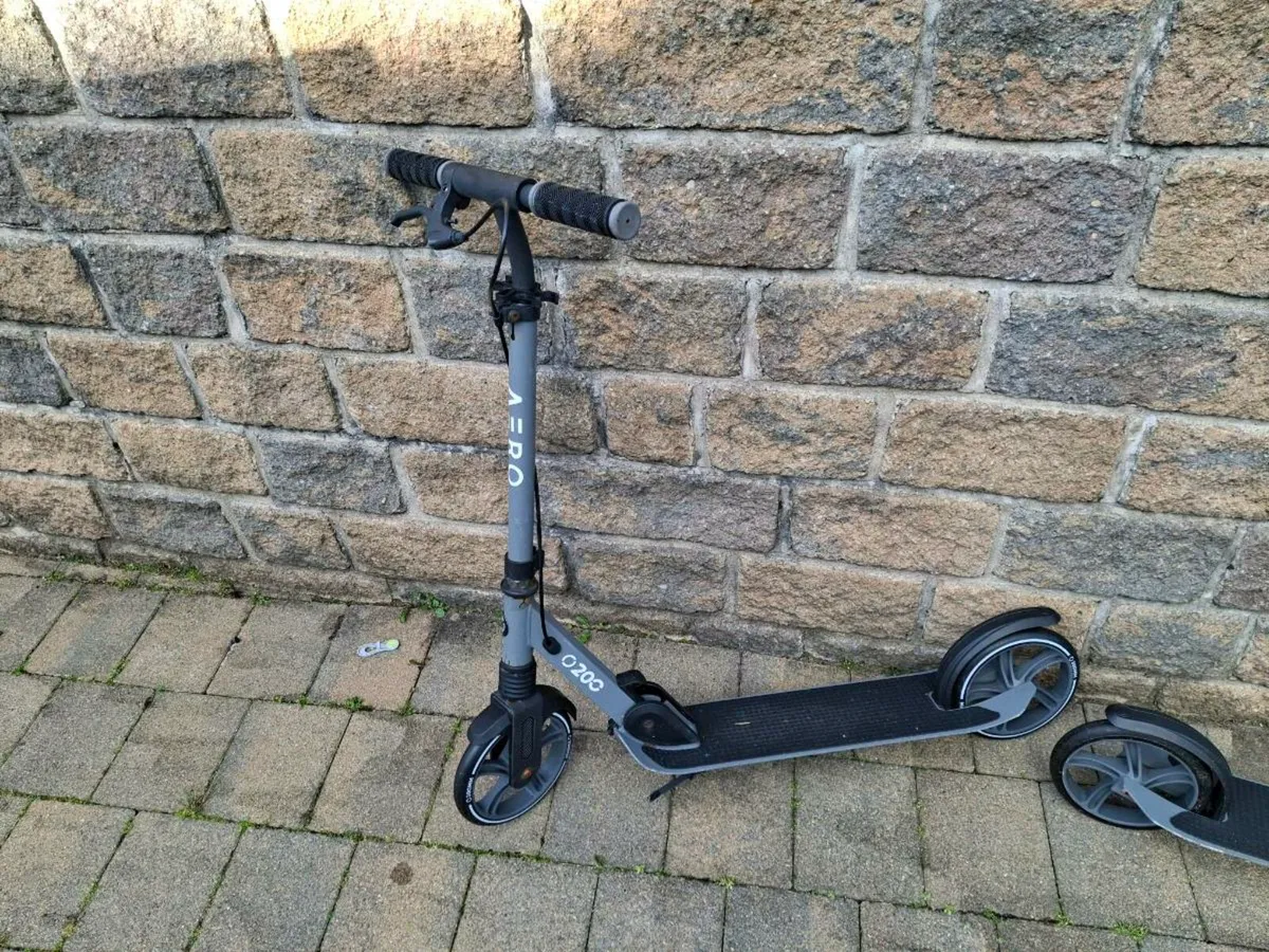 Scooters - Image 2