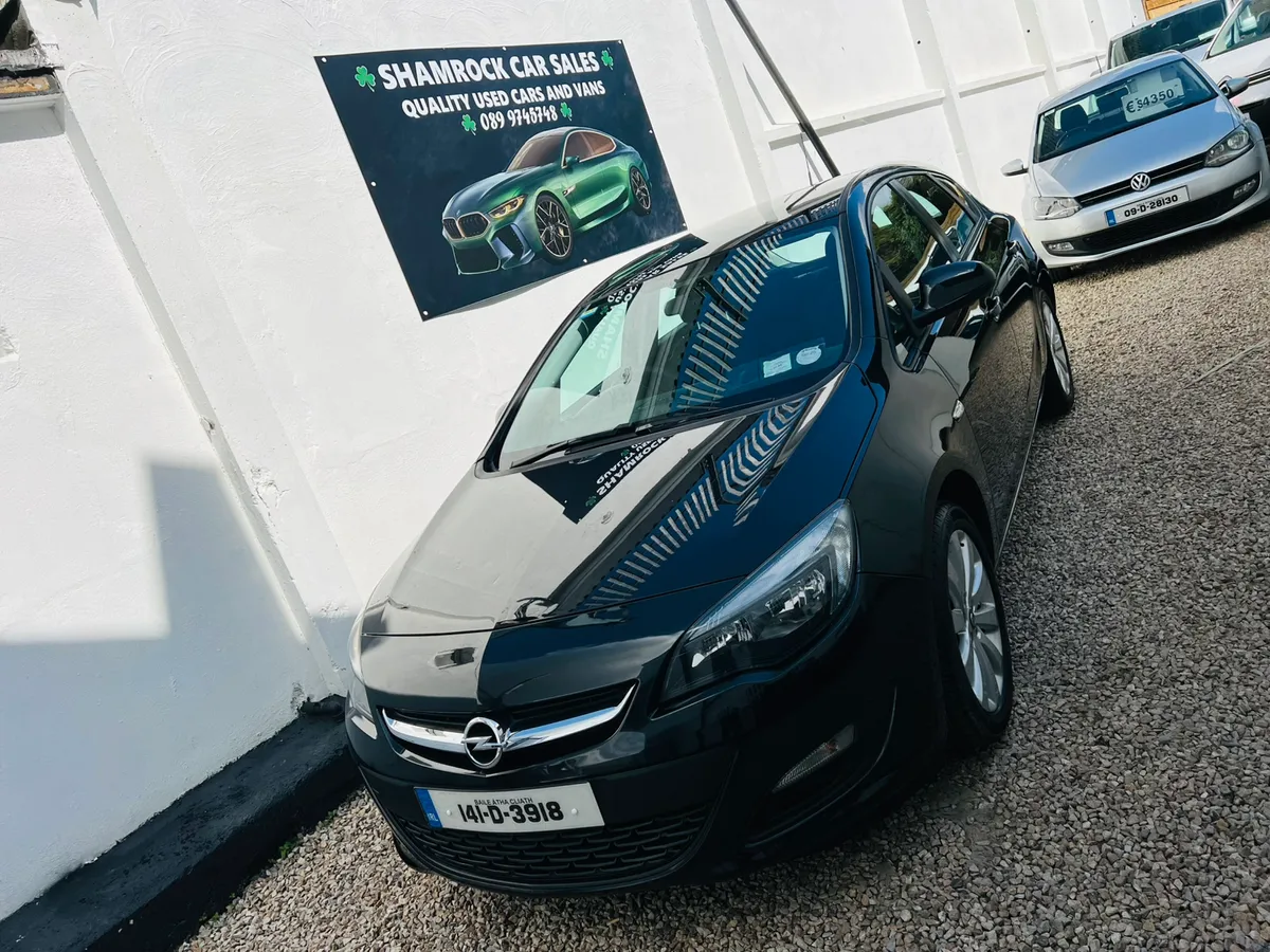 2014 Opel Astra 1.4 Sc **Low kms** - Image 1