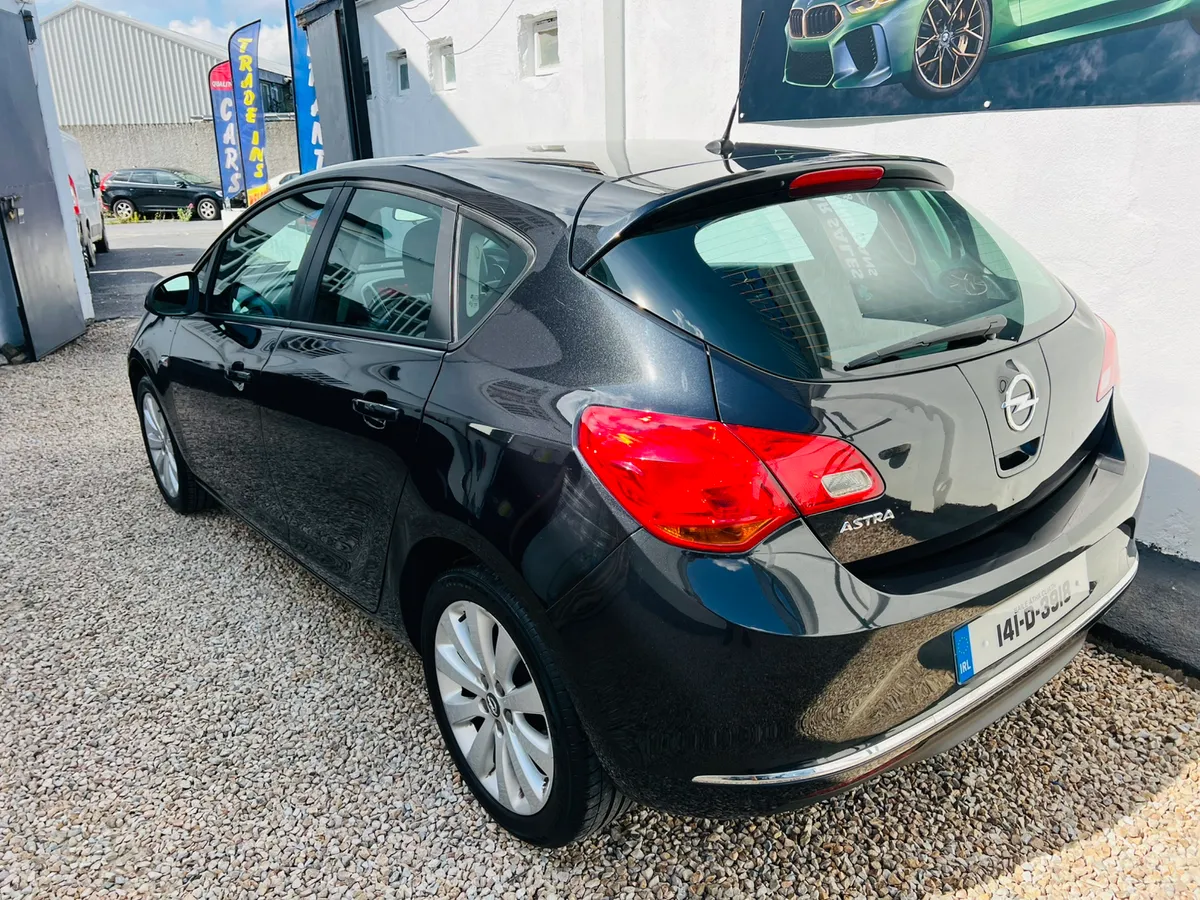 2014 Opel Astra 1.4 Sc **Low kms** - Image 3