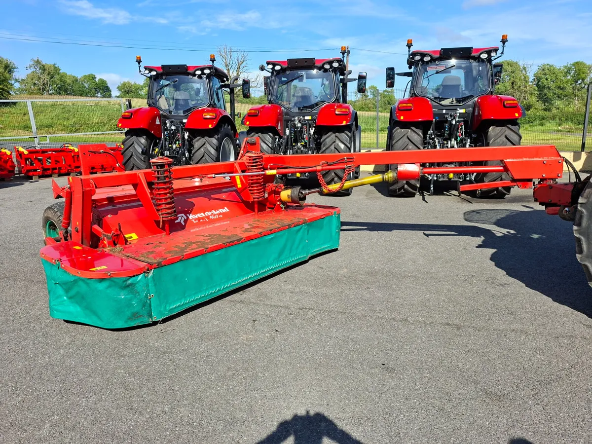 KVERNELAND 4028 MOWER - Image 1