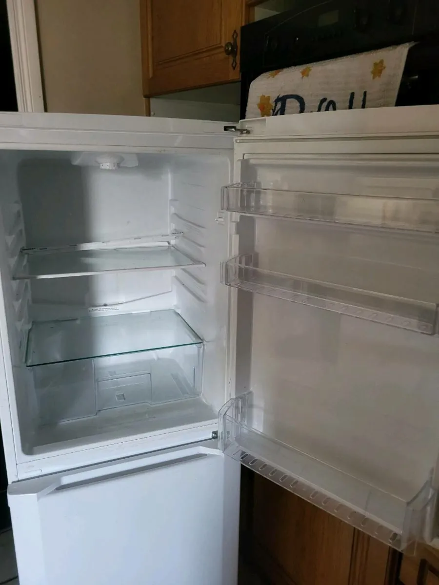 Fridge freezer - Image 3