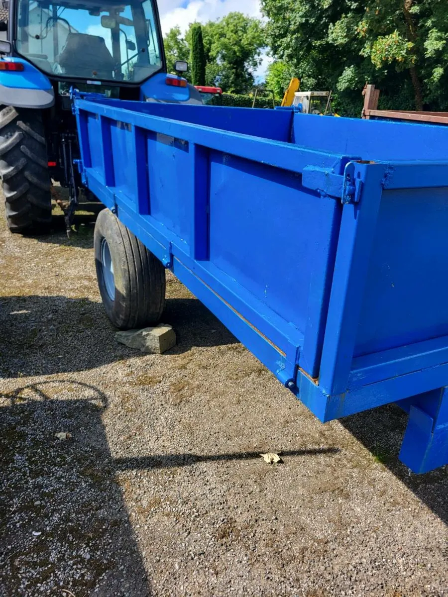 Tipping trailer - Image 1