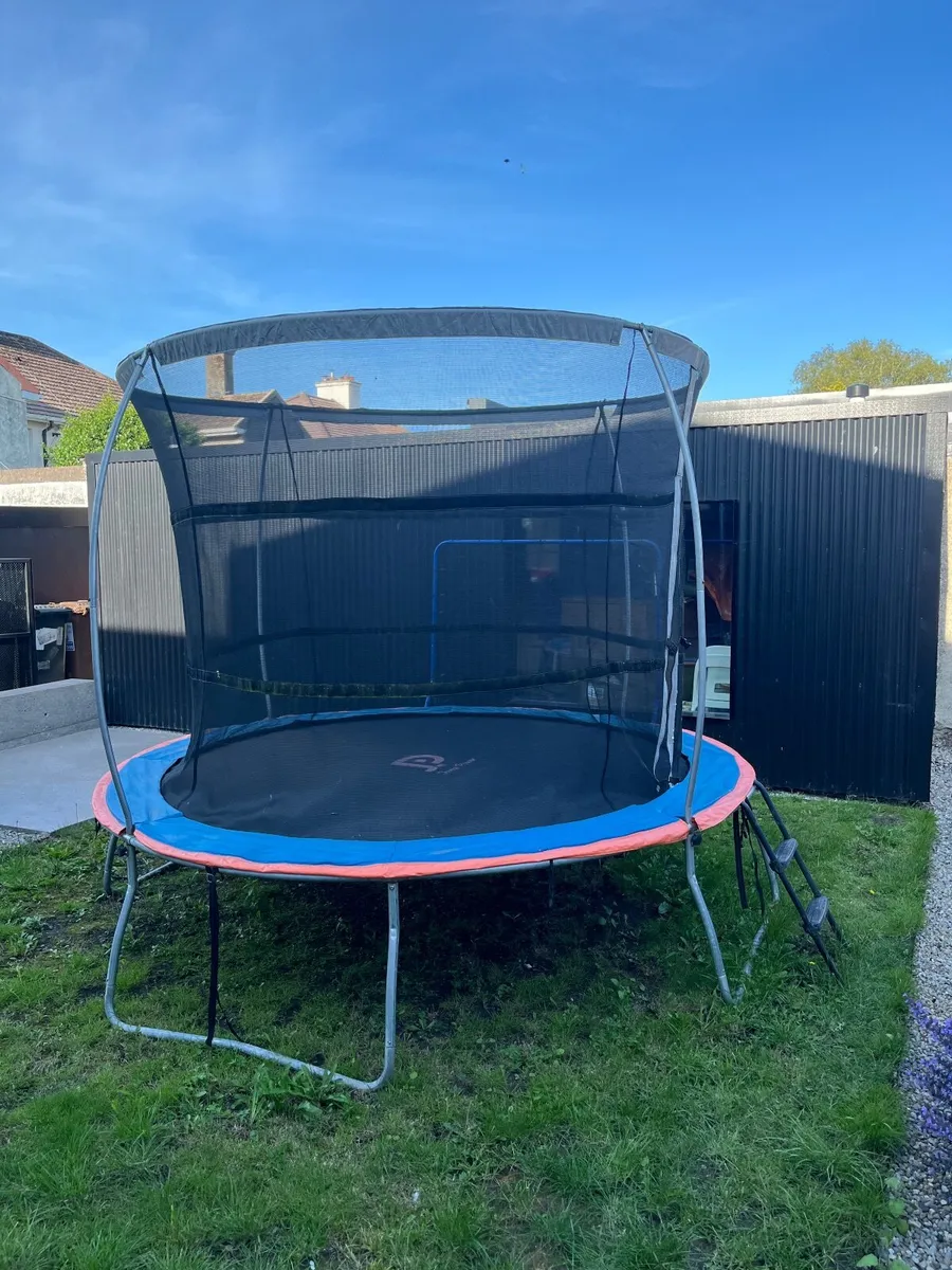 Trampoline - Image 2