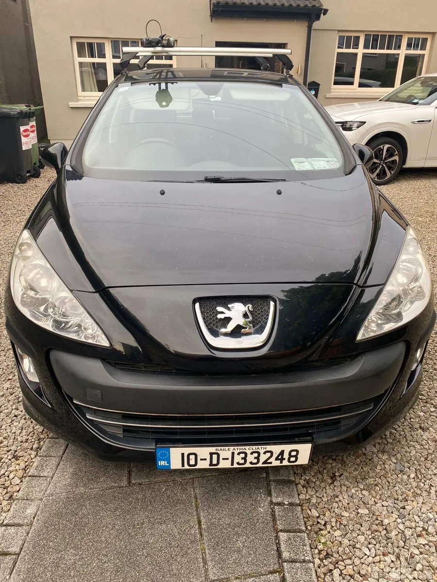 Peugeot 308 2010 - Image 2