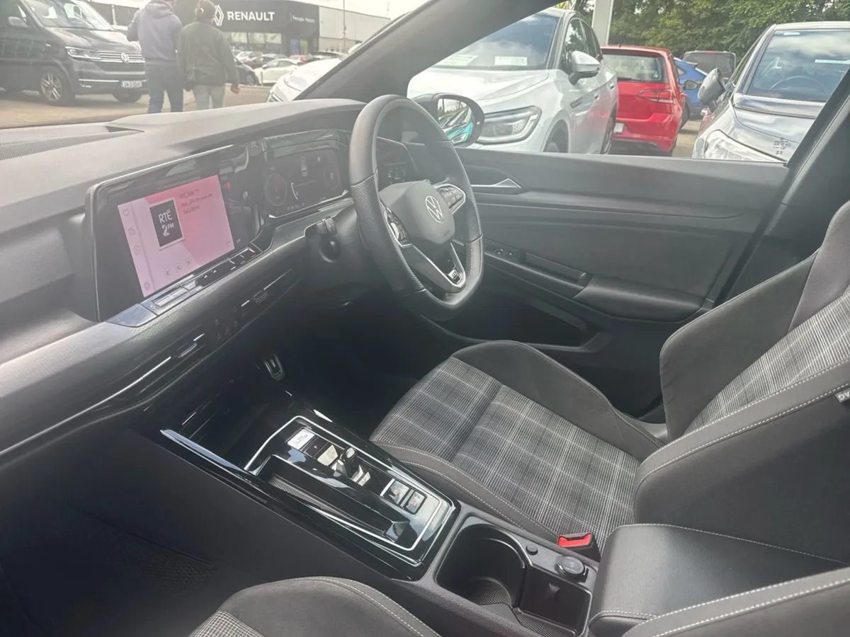 Volkswagen Golf GTD 2.0tdi DSG 200HP - Image 3