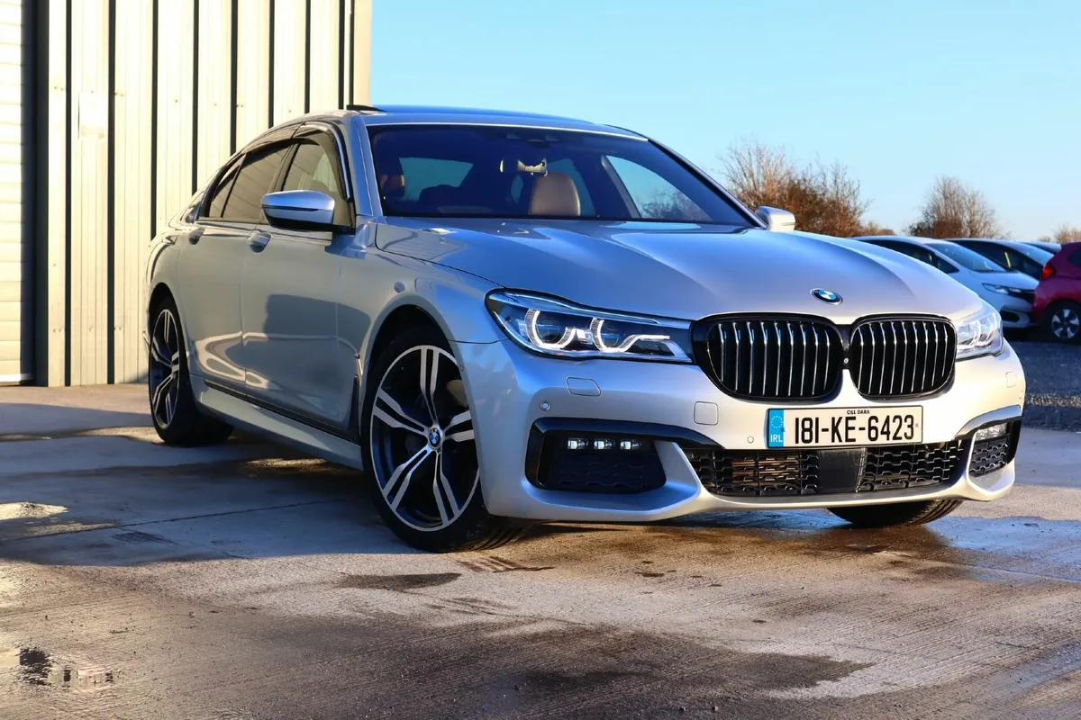 2018// ONLY 41.000 MILES// MEGA SPEC// PLUG IN... - Image 1