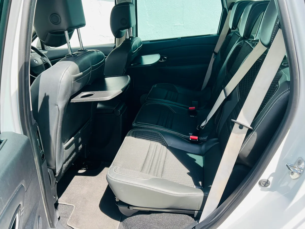 2015 Renault Scenic 1.5 dci Bose  Edition - Image 4
