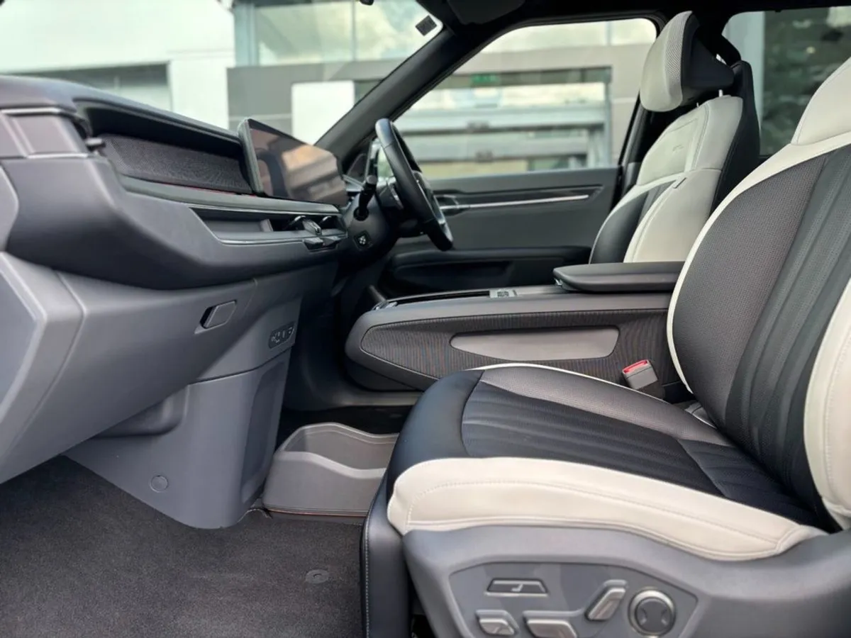 Kia EV9 EV9 GT Line ( 6 Seats ) - Image 4