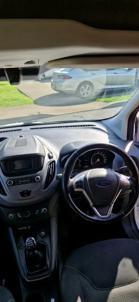 Ford Transit courier Trend 2018 1.5 TDCi - Image 2