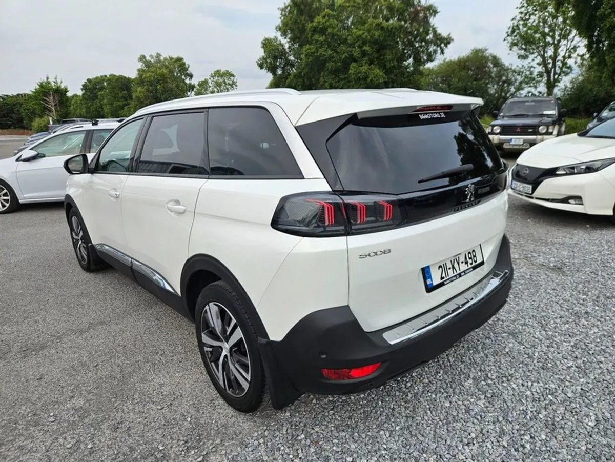 Peugeot 5008 FL Allure Pack 1.5 Blue HDI 13 - Image 4