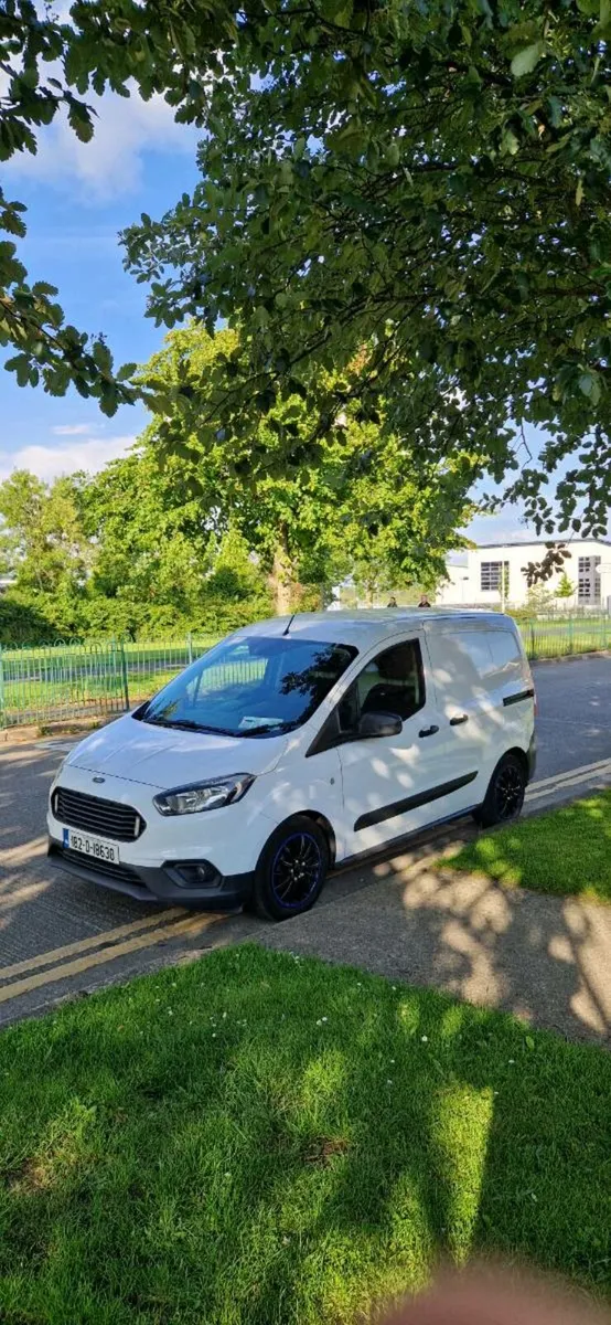 Ford Transit courier Trend 2018 1.5 TDCi - Image 4