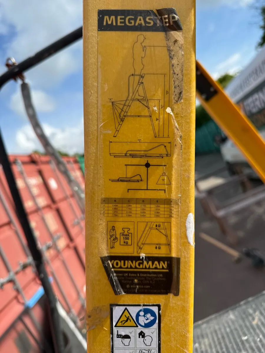 Podium steps ladder - Image 1