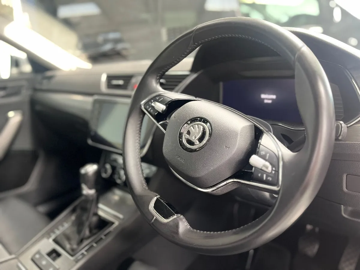 Skoda Superb 2023. 2.0TDI.  STYLE - Image 3