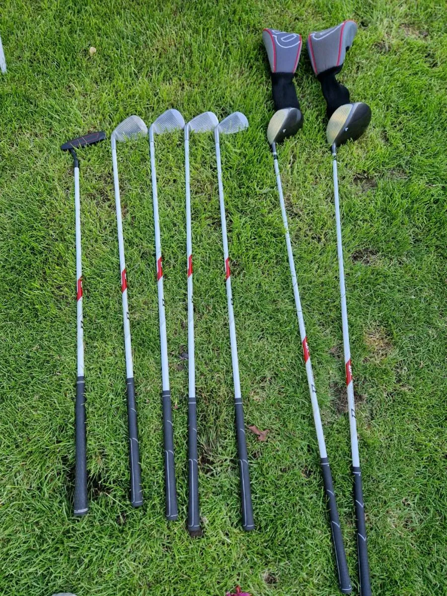 Wilson Junior Golf Clubs 11-14 - Image 2