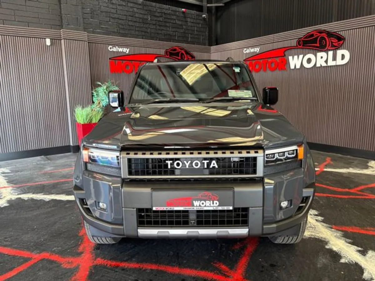 Toyota Landcruiser 2.8d Invincible Auto 4WD 10 Ye - Image 2