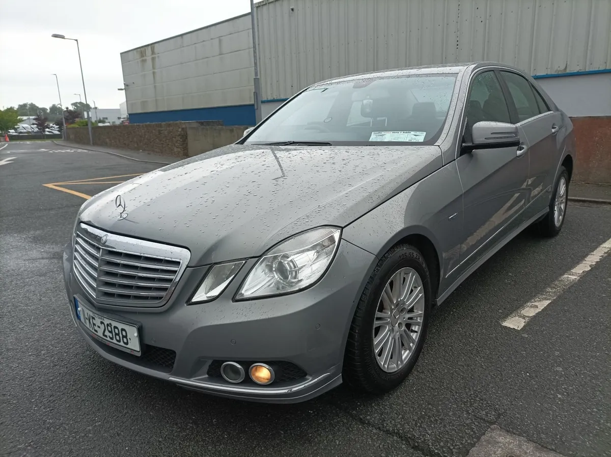 2011 Mercedes-Benz E-Class Automatic - Image 3