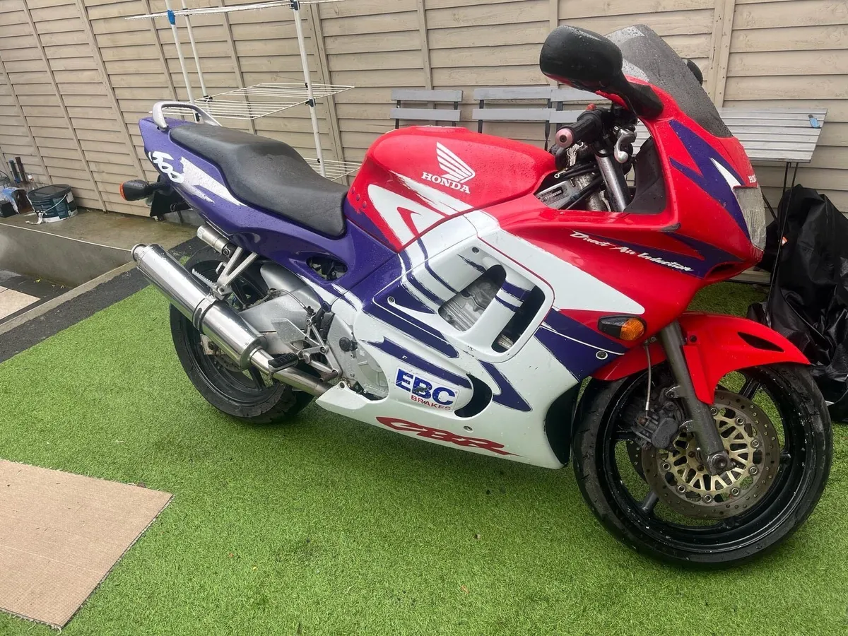 Honda CBR 600 - Image 1