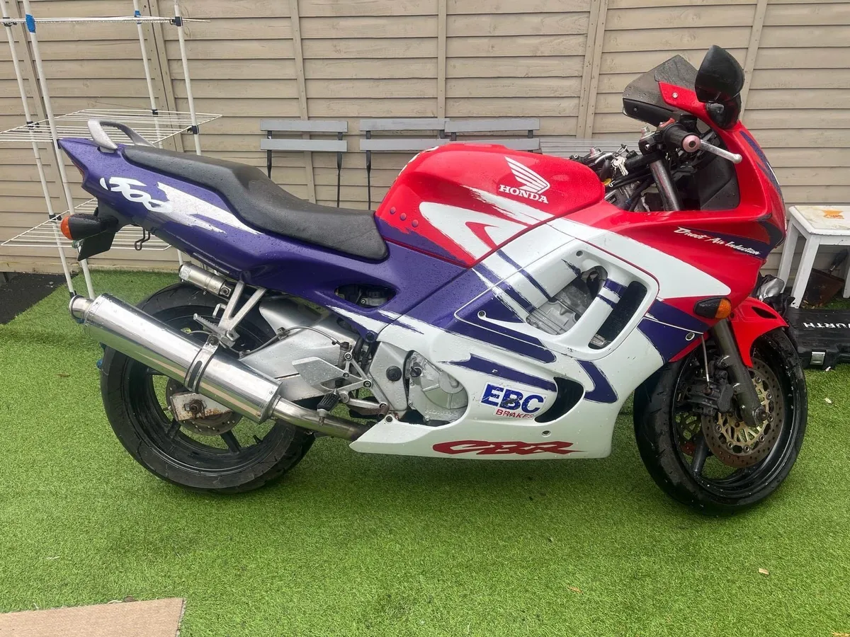Honda CBR 600 - Image 2