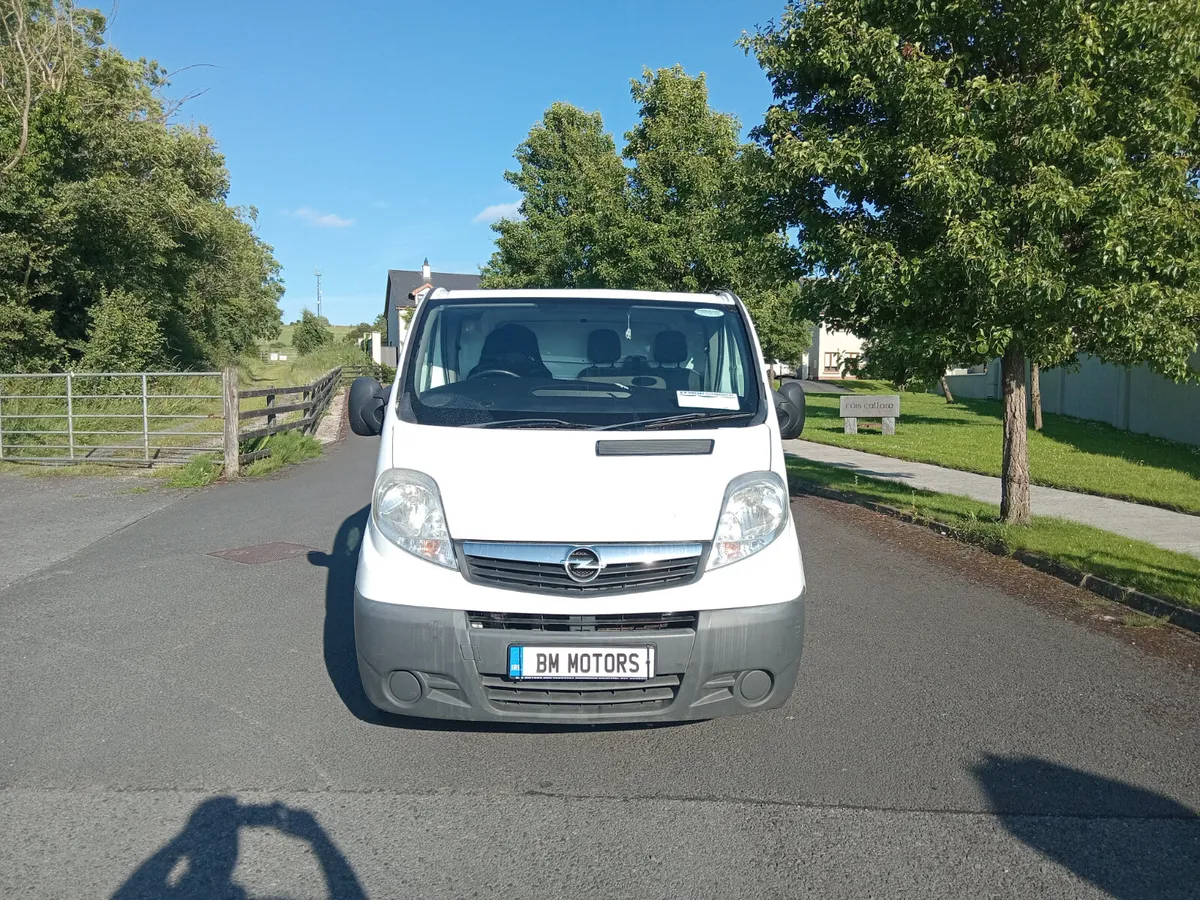 Opel Vivaro 2009 - Image 2