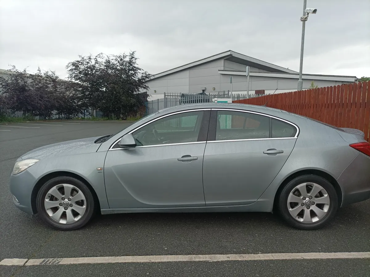 2012 Vauxhall Insignia 2.0 L Diesel NCT 01/26 - Image 2