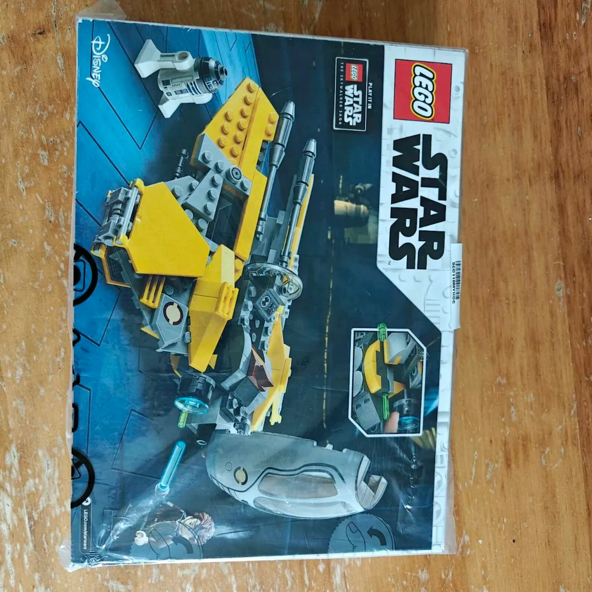 Lego Star Wars set 75281 - Anakin's Jedi Intercept - Image 4