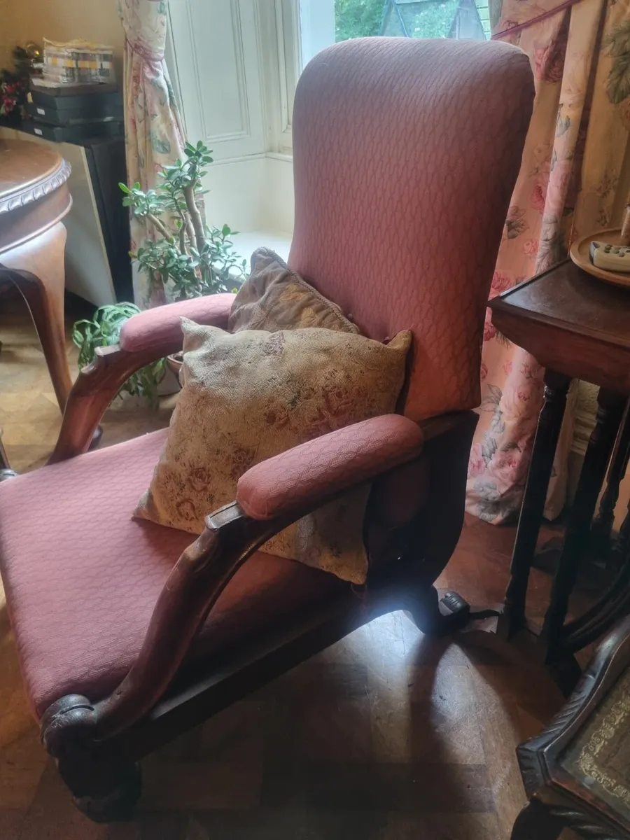 Armchair - Image 2