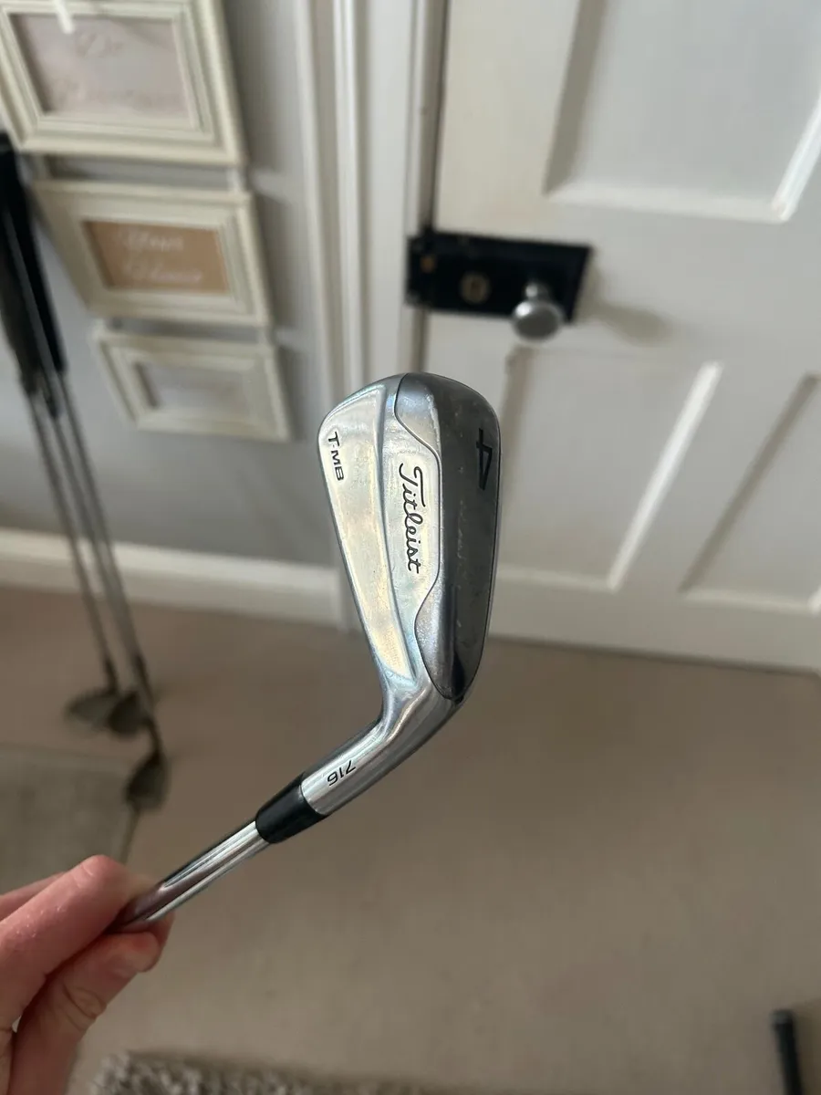 Titleist TMB 4iron (Stiff) - Image 1