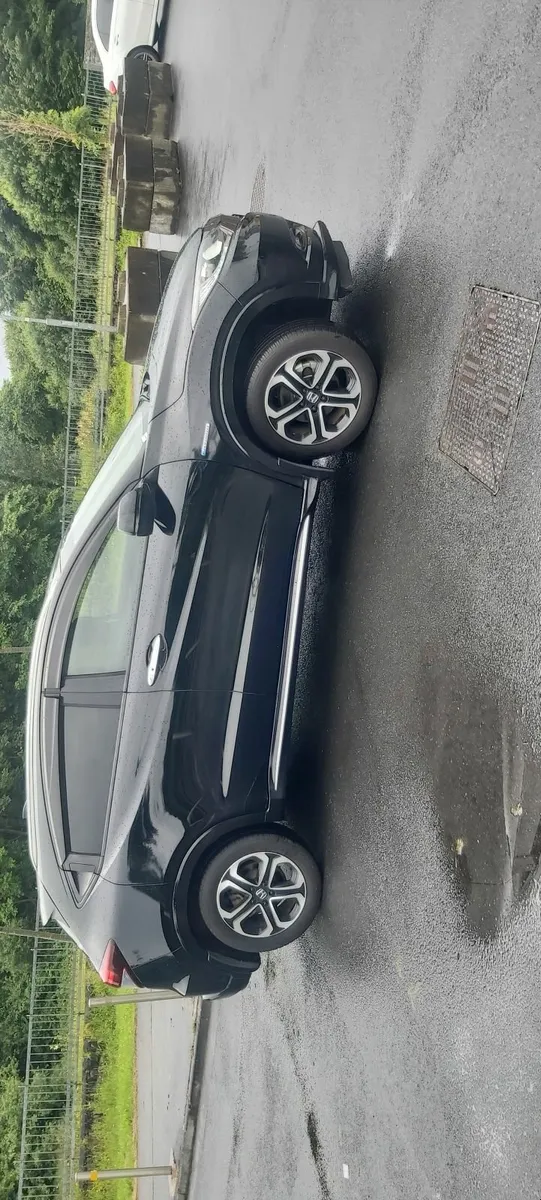 Honda Vezel 20162 Luxury - Image 2