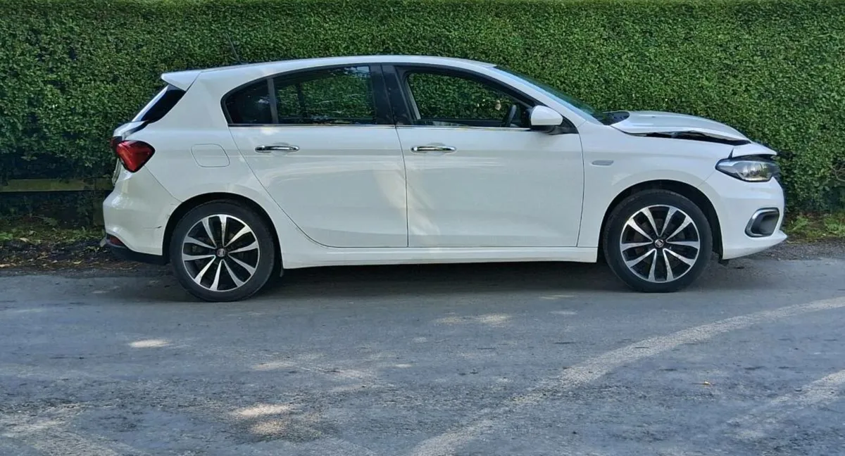 2017 FIAT TIPO, PETROL - Image 1