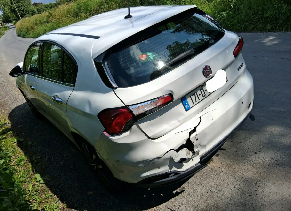 2017 FIAT TIPO, PETROL - Image 4