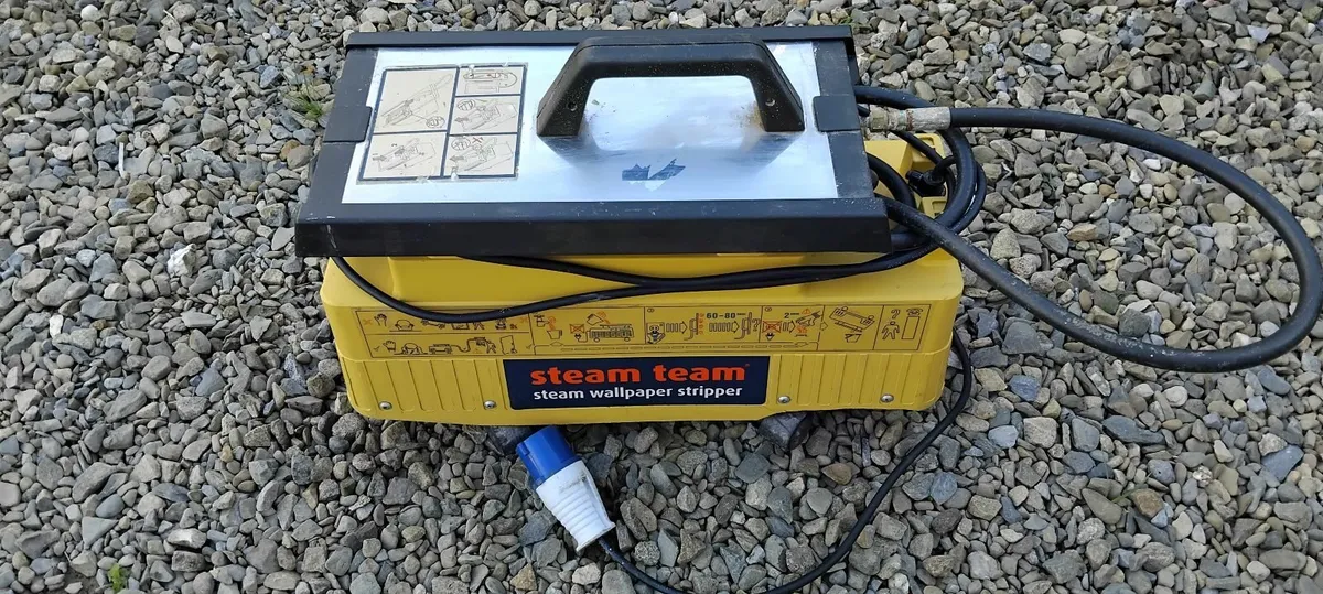 Hiretech HTW-5 Wallpaper Stripper 240v - Image 1