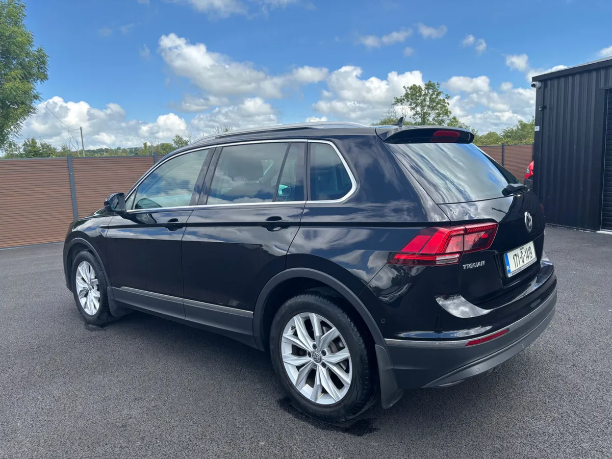 Volkswagen Tiguan 2017 Highline Pan Roof!! - Image 2
