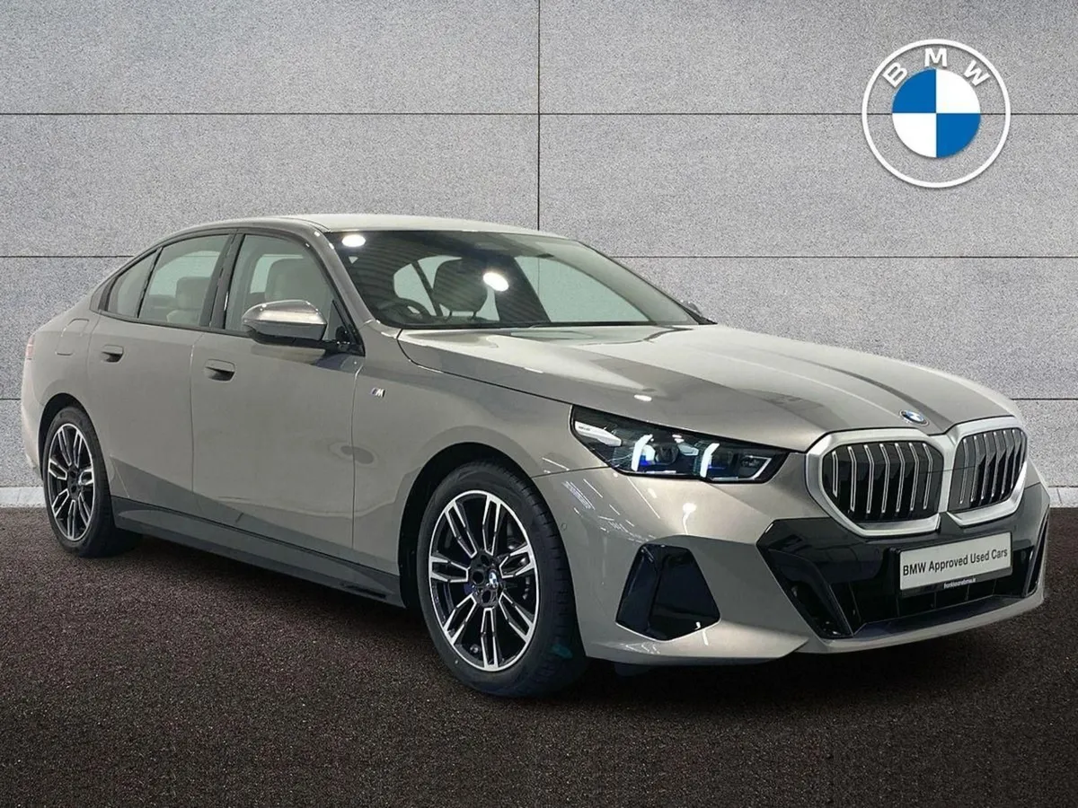 BMW 5 Series 520i M Sport Saloon - Image 1