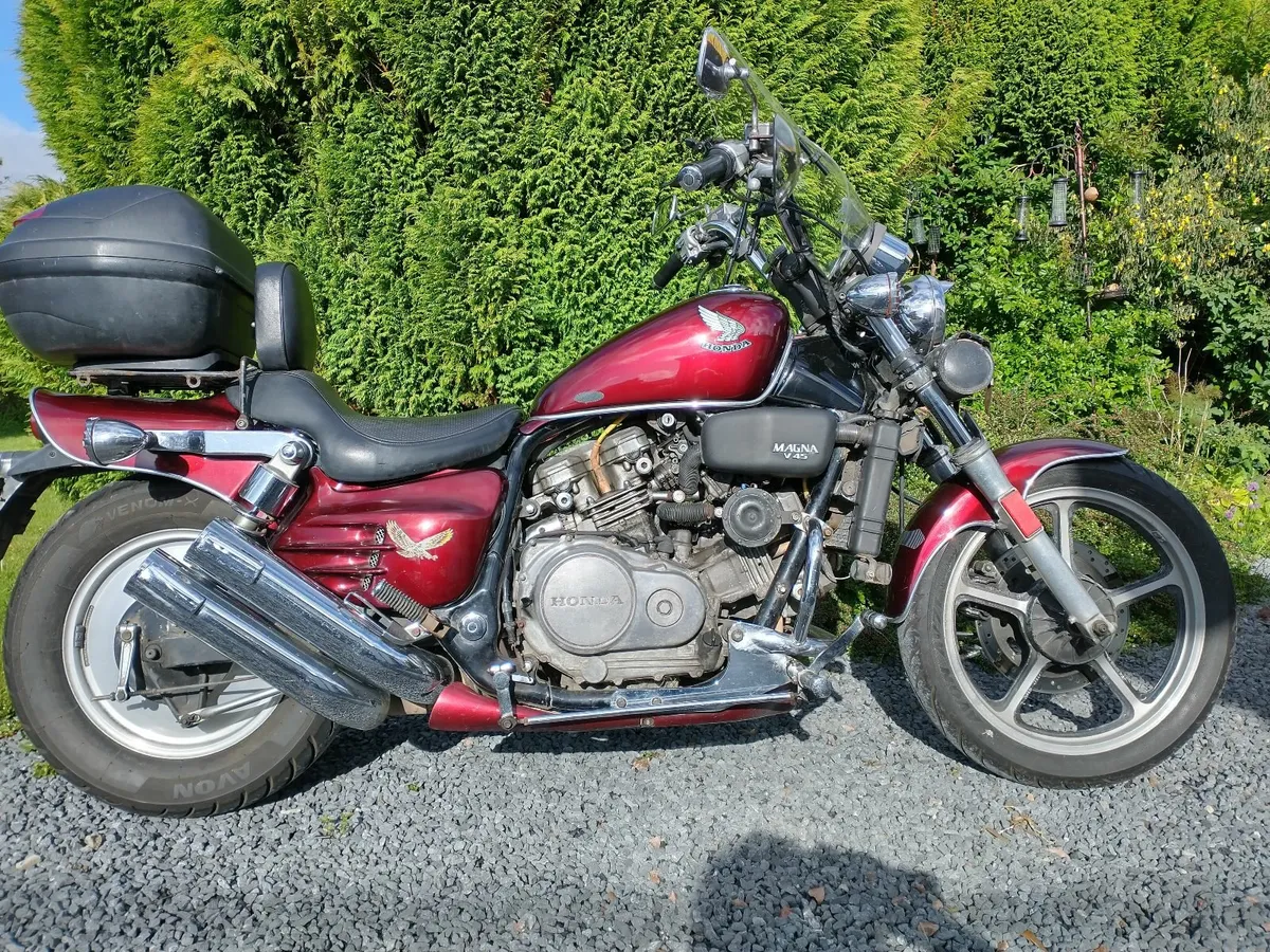 1988 Honda VF 750 C SuperMagna - Image 3