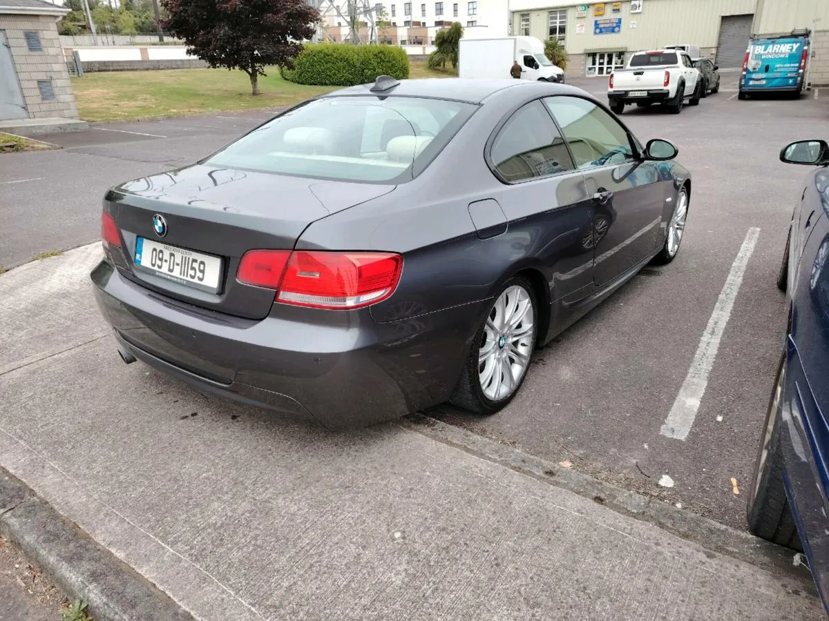 Bmw 320i m sport - Image 4