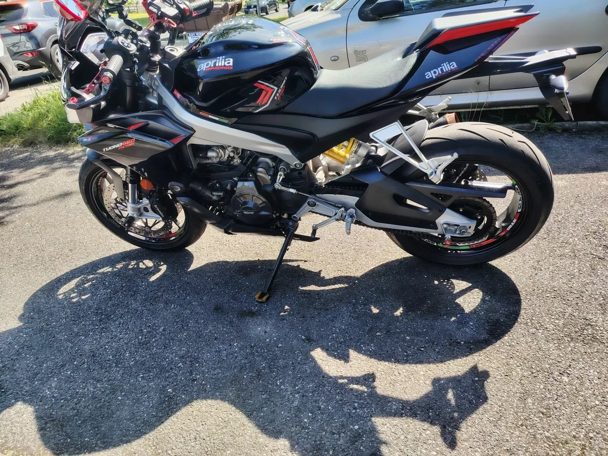 Aprilia Tuono Factory 660. 2023 - Image 4