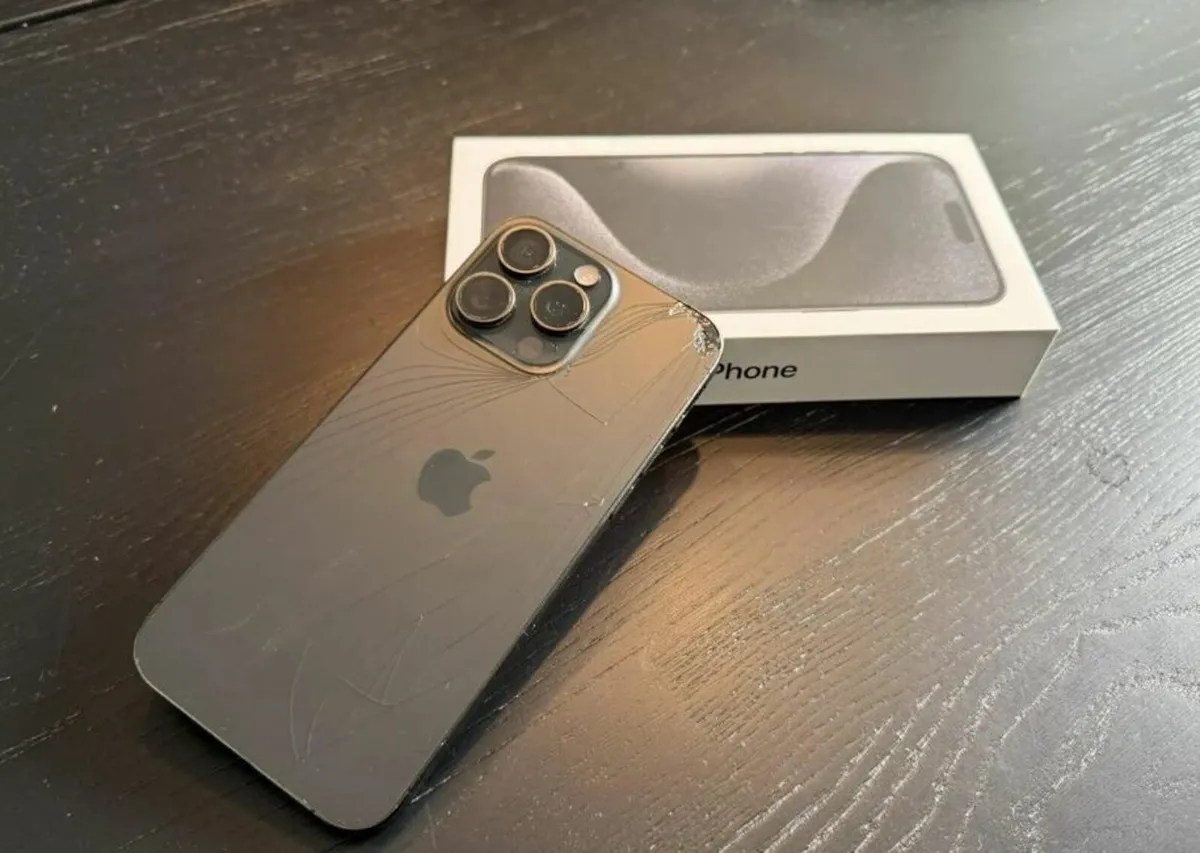 Iphone 15 Pro Max 256gb - Image 1