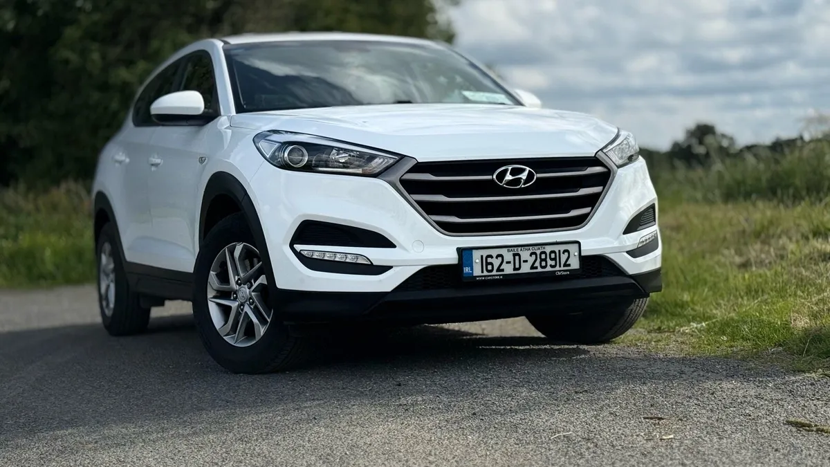 Hyundai Tucson 2016 1.7 CRDI LOW MILEAGE!!! - Image 1