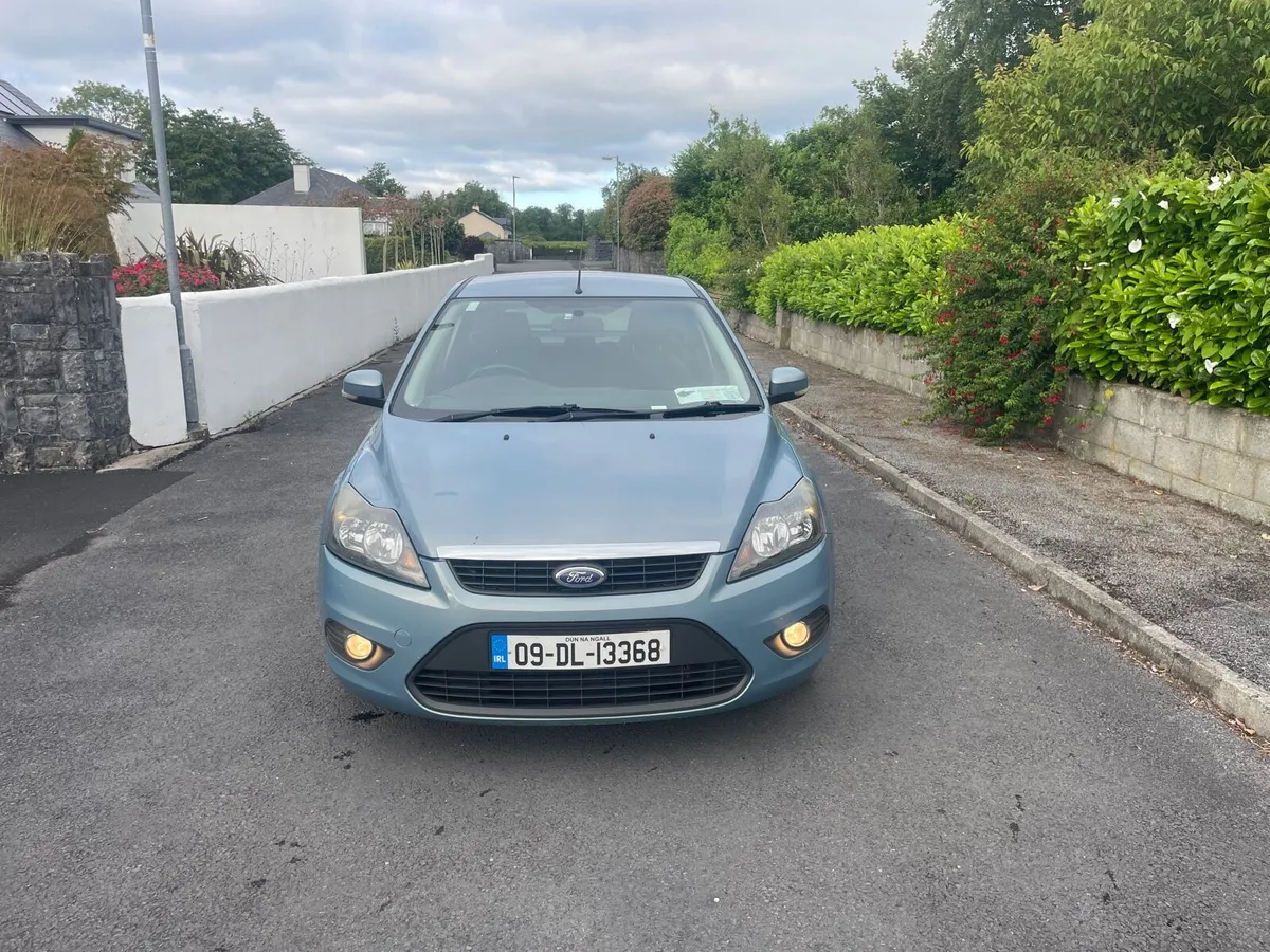 2009 Ford focus - Image 2