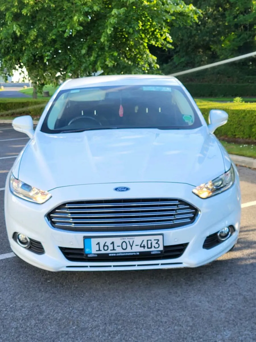 2016 Ford Mondeo 1.5 TDCi (1 Owner. Full Service) - Image 2