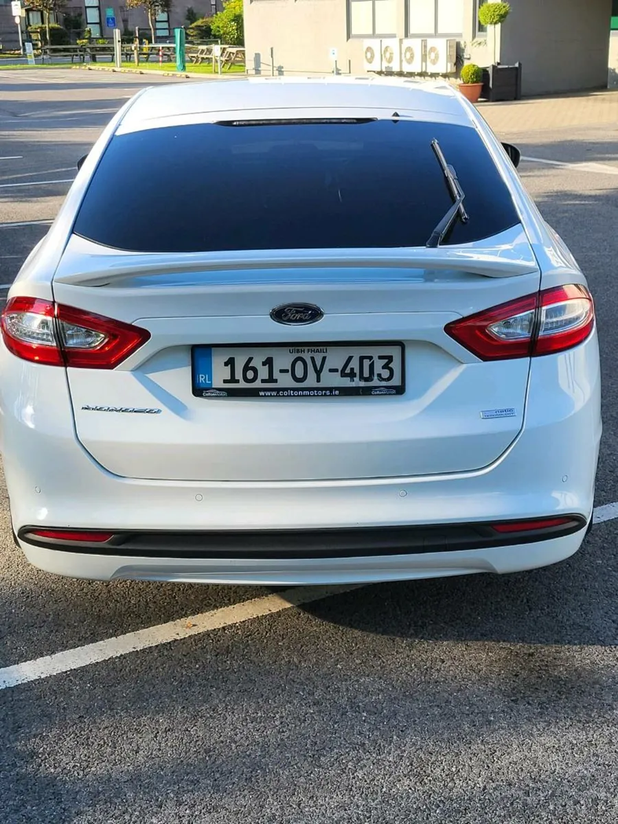 2016 Ford Mondeo 1.5 TDCi (1 Owner. Full Service) - Image 4