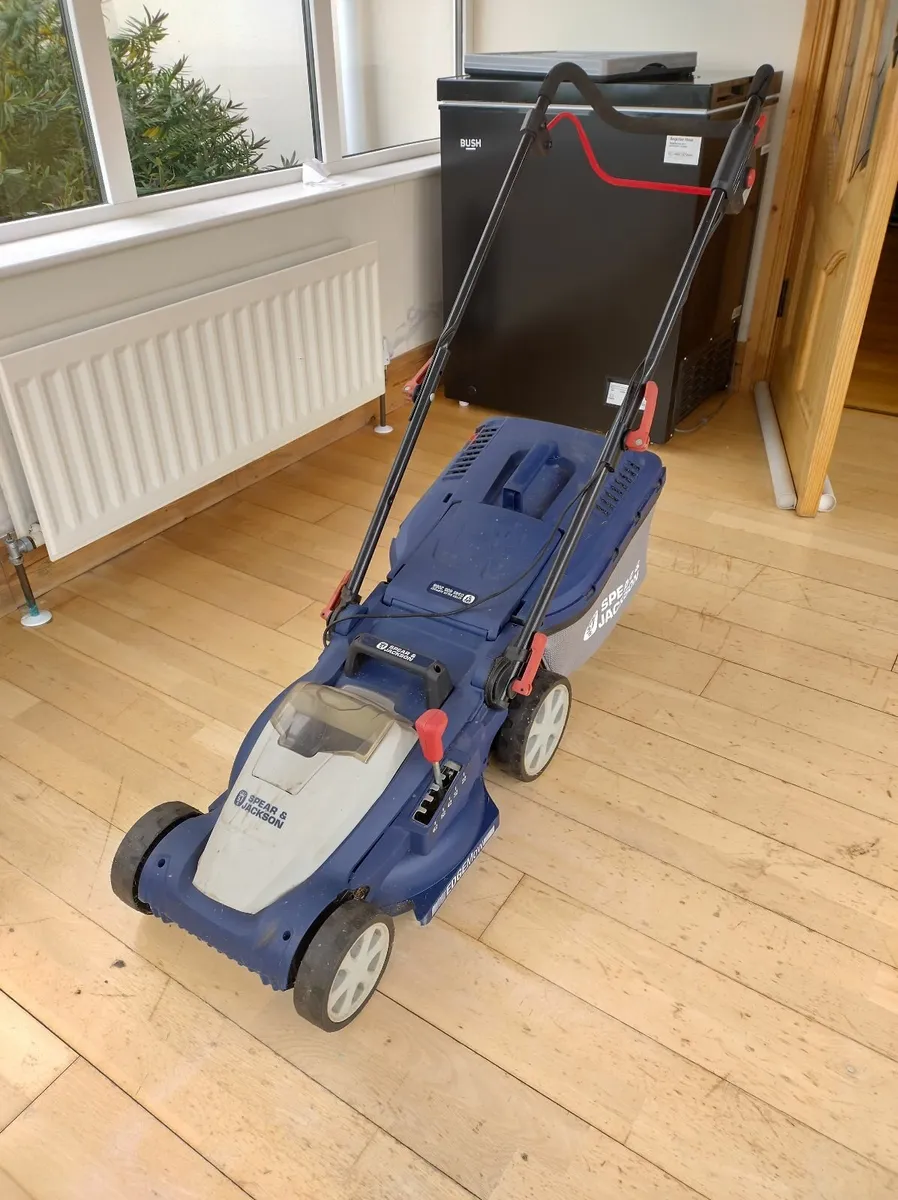Cordless 34cm Lawnmower & 25cm Strimmer - Image 3